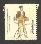 Stamps Portugal -  vendedor de louca