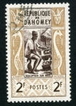 Stamps : Africa : Benin :  Escultor