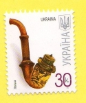Stamps Europe - Ukraine -  Artesania Ucraniana (pipa)