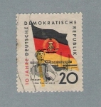 Stamps : Europe : Germany :  Hombre y bandera