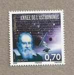 Sellos de Europa - Luxemburgo -  Año de la Astronomía