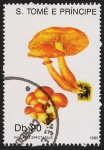 Sellos del Mundo : Africa : S�o_Tom�_and_Pr�ncipe : SETAS:220.032(4)D.990.39-Y.988-M.1186-S.940-Pholiota spectabilis