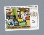 Stamps Burundi -  Año Internacional de la Eduación