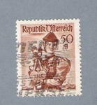 Stamps Austria -  Trajes Regionales (repetido)
