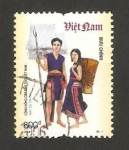 Sellos de Asia - Vietnam -  traje típico de ba-na