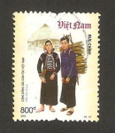 Stamps Asia - Vietnam -  traje típico de si la