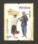 Stamps Vietnam -  traje típico de tho