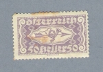 Stamps Austria -  Flecha y trompeta