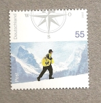 Stamps Germany -  Cartero andando por la nieve