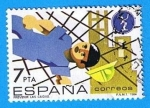 Sellos de Europa - Espaa -  Prevencion de accidentes laborables ( En Obrero sobre red protectora )
