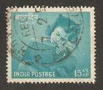 Stamps : Asia : India :  mujer leyendo