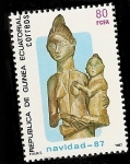 Stamps Equatorial Guinea -  Navidad  87 -Talla de madera - mujer con niño 