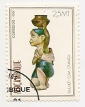 Stamps Mozambique -  Mulher Com Crianca