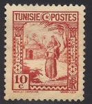 Stamps Tunisia -  Mujer árabe acarreando agua