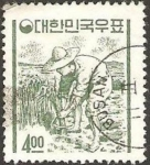 Stamps Asia - South Korea -  281 - cultivando el arroz