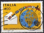 Stamps : Europe : Italy :  Italia 1983 Scott 1575 Sello Dia del Sello Dibujo de Niños Tren de Banderas en Globo Terraqueo usado