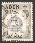 Sellos de Asia - Yemen -  aden - elizabeth II, y arma 