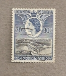 Stamps : Africa : Uganda :  Reina Isabel II