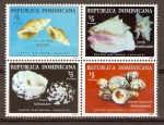 Stamps America - Dominican Republic -  CONCHAS   MARINAS