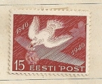 Stamps Europe - Estonia -  Paloma sobrevolando avión