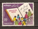 Stamps Pakistan -  SEMANA   DE   LA   EDUCACIÓN