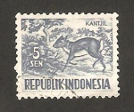 Stamps Indonesia -  Un cervatillo