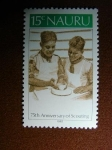Stamps Oceania - Naurú -  75th anniversary of scouting