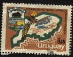 Sellos de America - Uruguay -  Escudo y mapa del departamento de Río Negro. Represa de Palmar. Apiarios, trigales, ganado.