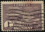 Stamps Uruguay -  Construcción de la represa del Rincón del Bonete en el Río Negro.