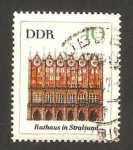 Sellos de Europa - Alemania -  Edificio de la ciudad de Stralsund