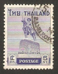 Stamps Thailand -  estatua en homenaje al rey taksin