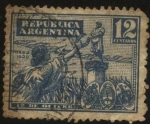 Stamps Argentina -  Conmemoración del Dia de la Raza 12 de octubre de 1929. Monumento a Cristóbal Colón construido en má