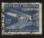Stamps America - Argentina -  Conmemorativo 450 años del descubrimiento de América. Antiguo Faro de Colón en la ciudad de Trujillo