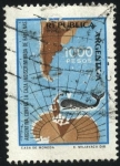Stamps Argentina -  Mapa de la Argentina y su territorio en la Antártida. Campaña contra la caza indiscriminada de balle