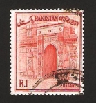 Sellos de Asia - Pakist�n -  puerta del templo de sona