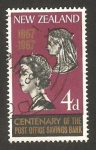 Stamps New Zealand -  victoria y elizabeth II