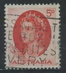 Stamps Australia -  Scott 366 - Reina Isabel II