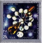 Stamps : Europe : Hungary :  estacion espacial