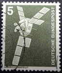Stamps : Europe : Germany :  Comunicaciones vía satélite