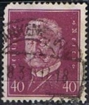 Stamps Germany -  Scott  379  Pres. Paul von Hindenburg (3)