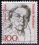 Sellos de Europa - Alemania -  Scott  1484  Therese Giehse (6)