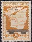 Sellos de Europa - San Marino -  San Marino 1943 Scott C26 Sello ** Mapa de San Marino Sobreimpresion 28 Lvglio 1943 1642 d. F.R. 25c