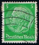 Stamps Germany -  Scott  392  Pres. Von Hindenburg (2)