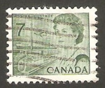 Stamps Canada -  382 C - elizabeth II