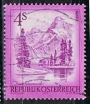 Sellos de Europa - Austria -  Scott  964  Almsee Upper (7)