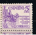 Stamps Spain -  Edifl  1062  Pro víctimas de la guerra.  