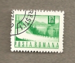 Stamps Romania -  carretera bordendo lago