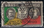 Sellos de America - Brasil -  Scott  347  Getulio Vargas y Joao Pessoa