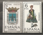 Sellos de Europa - Espa�a -  Escudo y traje típico (Oviedo)