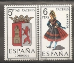 Stamps Spain -  Escudo y traje típico (Cáceres)
